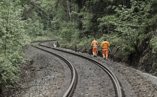 Kabelverlegung und Montage, LST Arbeiten